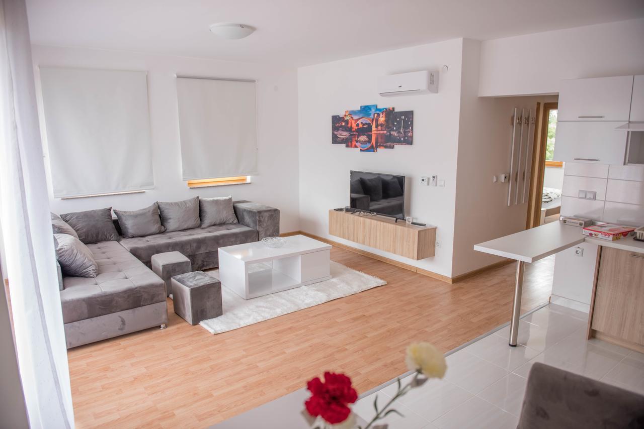Leader Apartment サラエヴォ エクステリア 写真